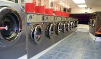 Elm Grove Launderette and Dry Cleaners 1057658 Image 2